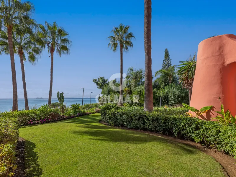 Apartamento en Estepona Este - Málaga