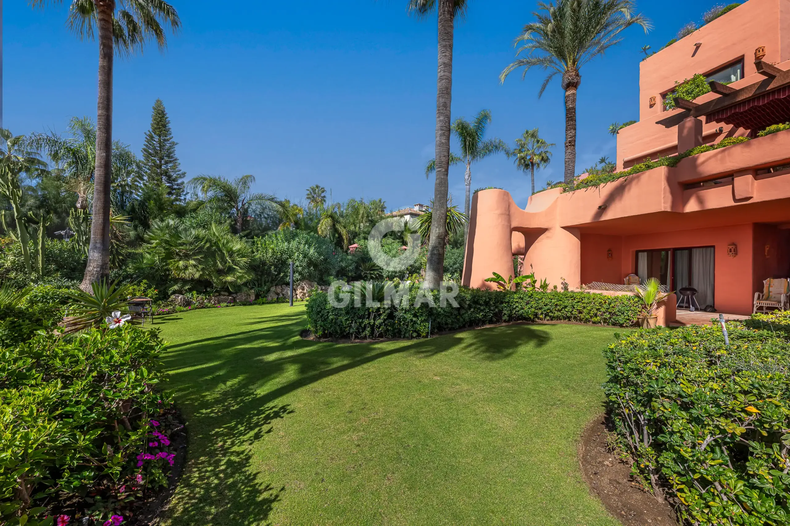 Apartamento en Estepona Este - Málaga