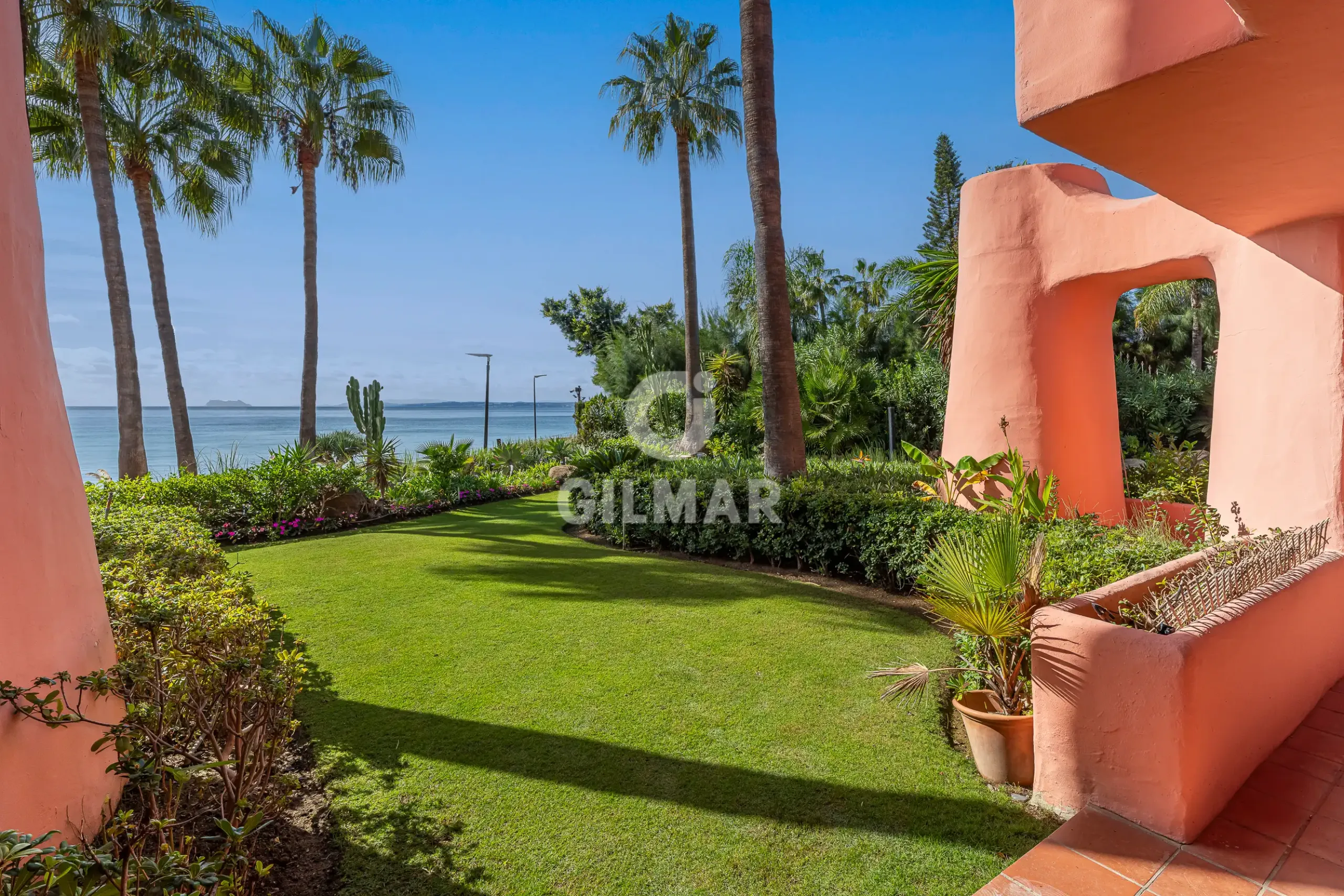 Apartamento en Estepona Este - Málaga