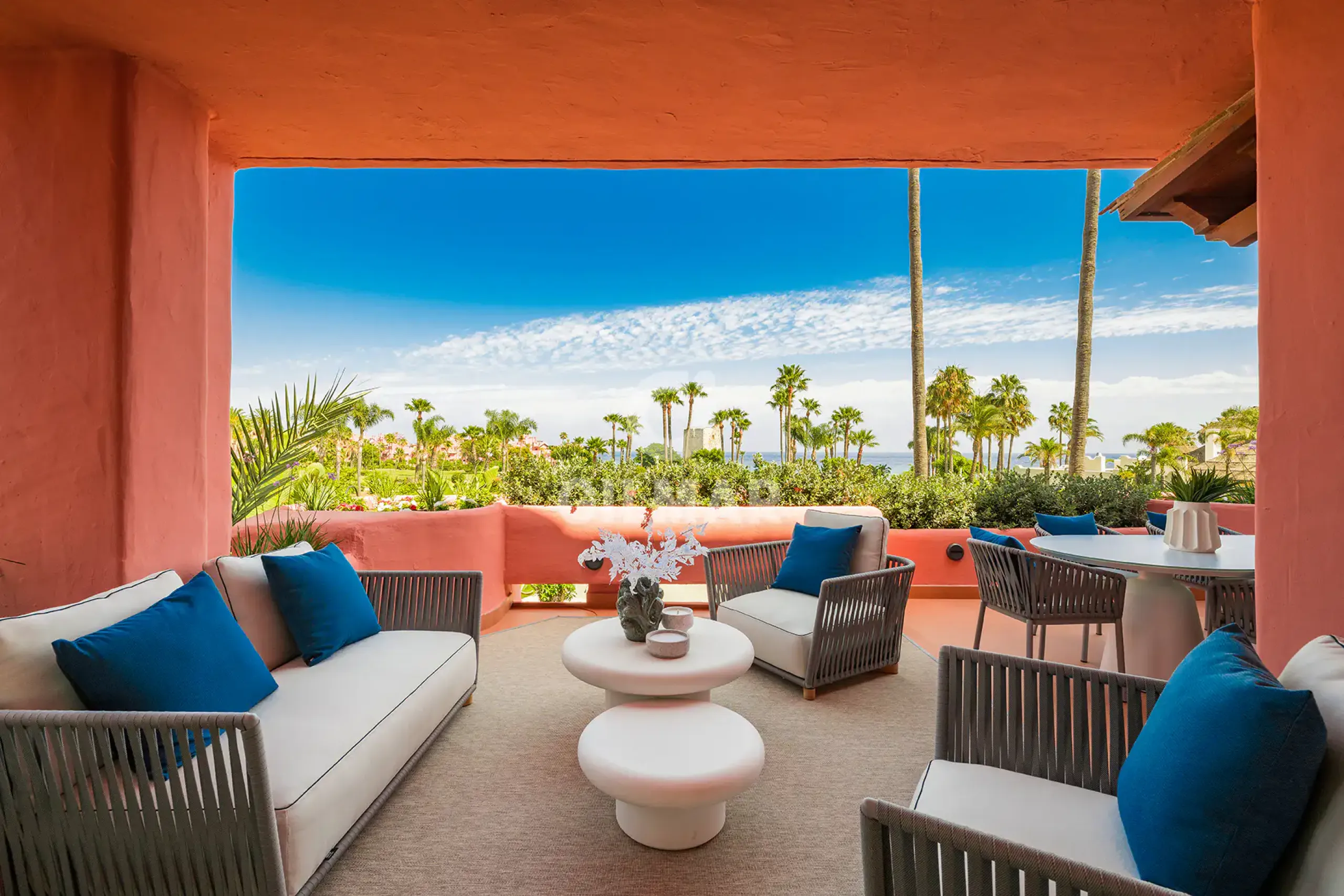 Apartment in Estepona Este - Málaga