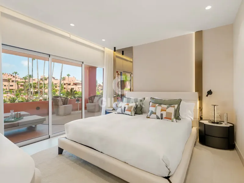 Apartment in Estepona Este - Málaga