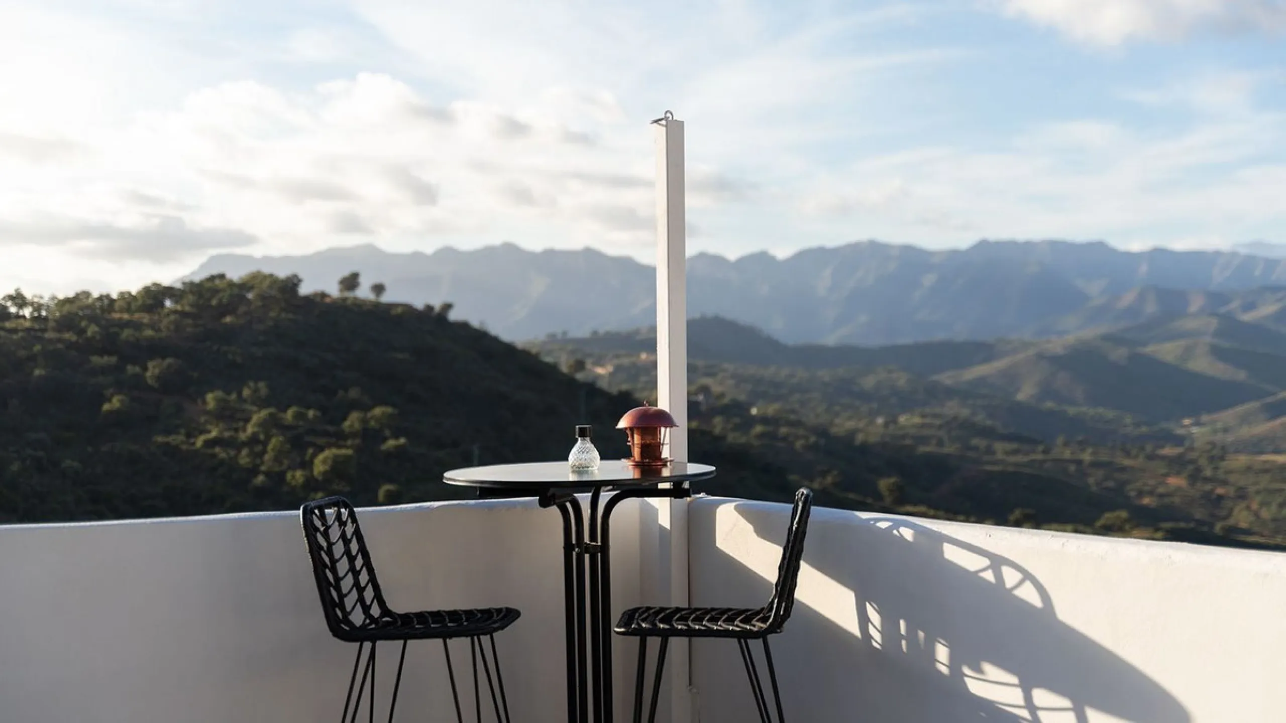 Appartment | Fully Renovated in 2025 | 3 Bedrooms • 3 Bathrooms • 150 m² Interior • 125 m² Exterior • Sunset Views