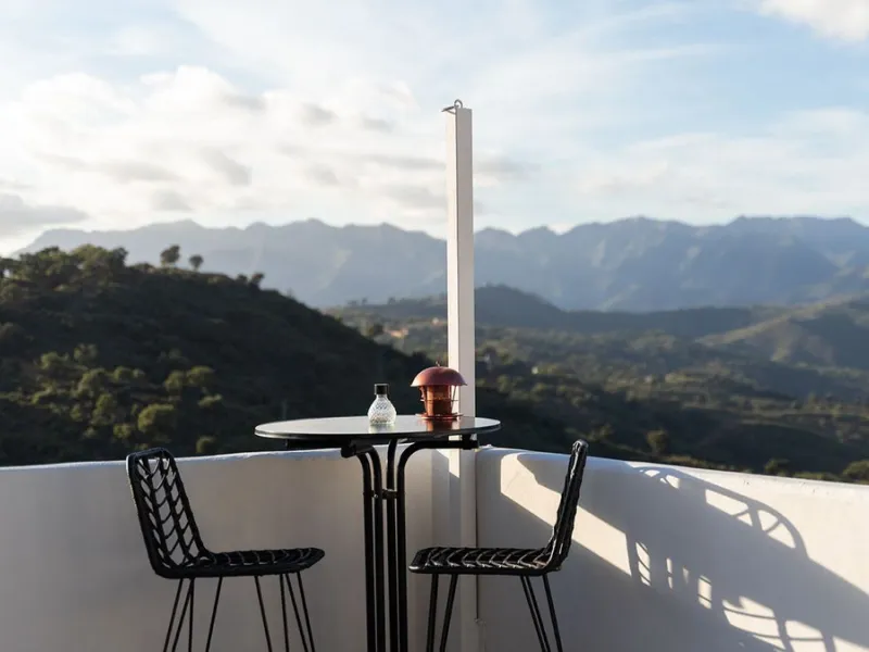Appartment | Fully Renovated in 2025 | 3 Bedrooms • 3 Bathrooms • 150 m² Interior • 125 m² Exterior • Sunset Views