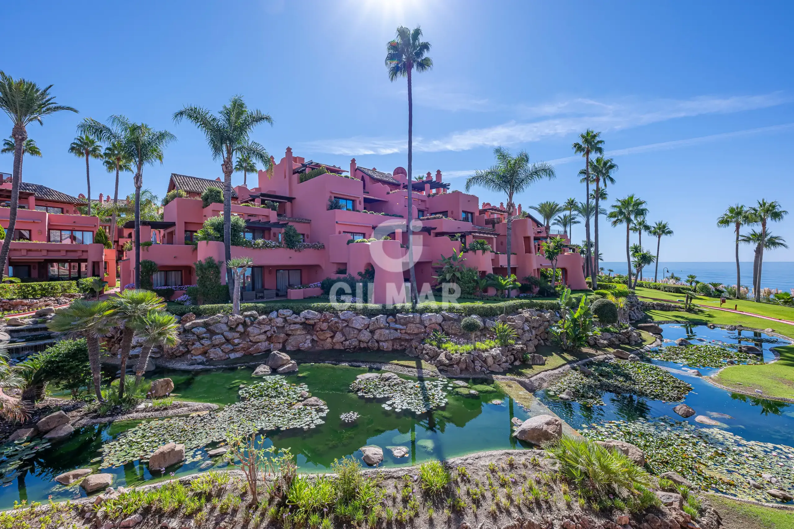 Apartment in Estepona Este - Málaga