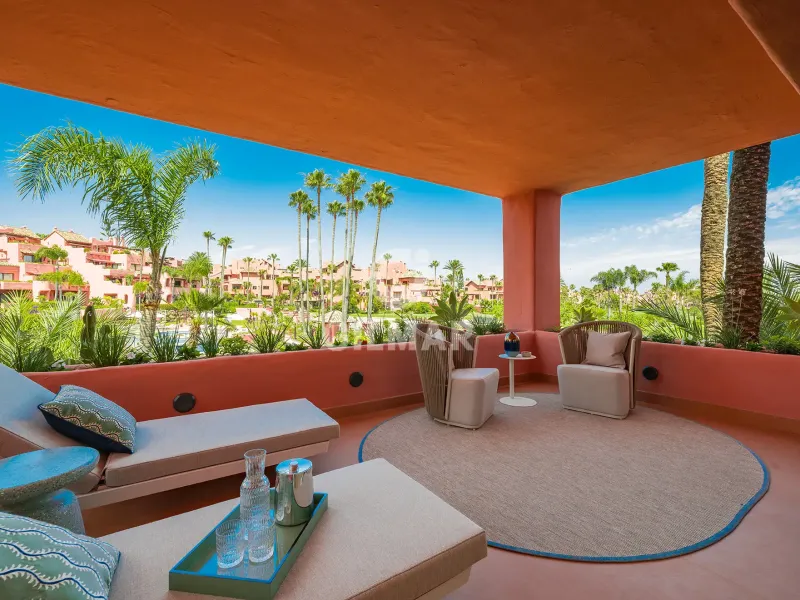 Apartment in Estepona Este - Málaga