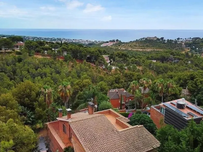 Contemporary Luxury Villa in Bellamar, Casteldefels, Barcelona