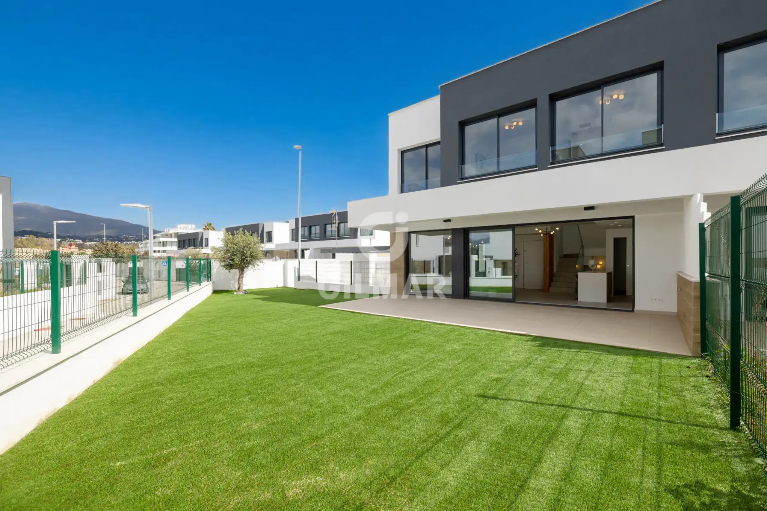 Semi-detached house in Estepona Este - Málaga
