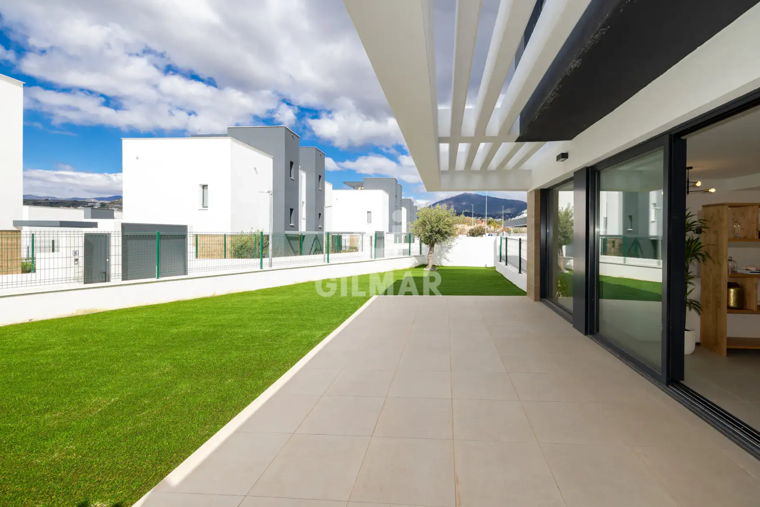 Semi-detached house in Estepona Este - Málaga