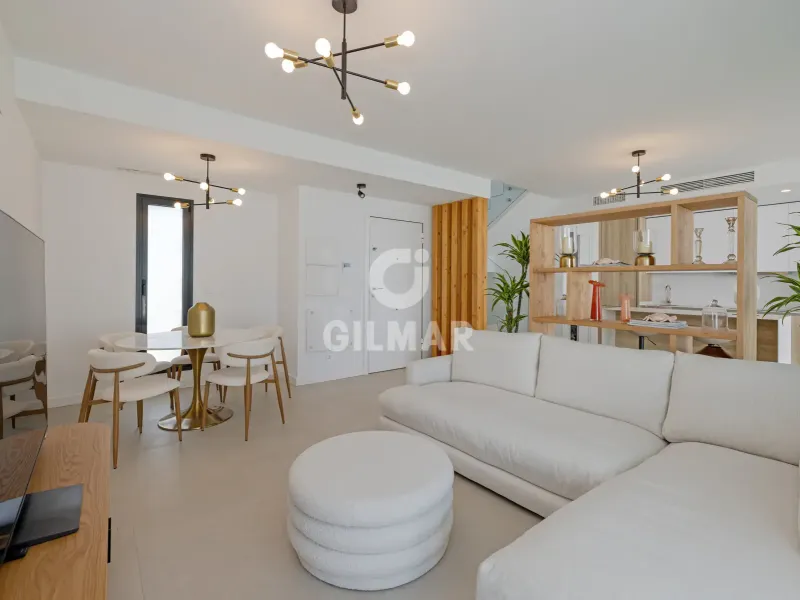 Semi-detached house in Estepona Este - Málaga
