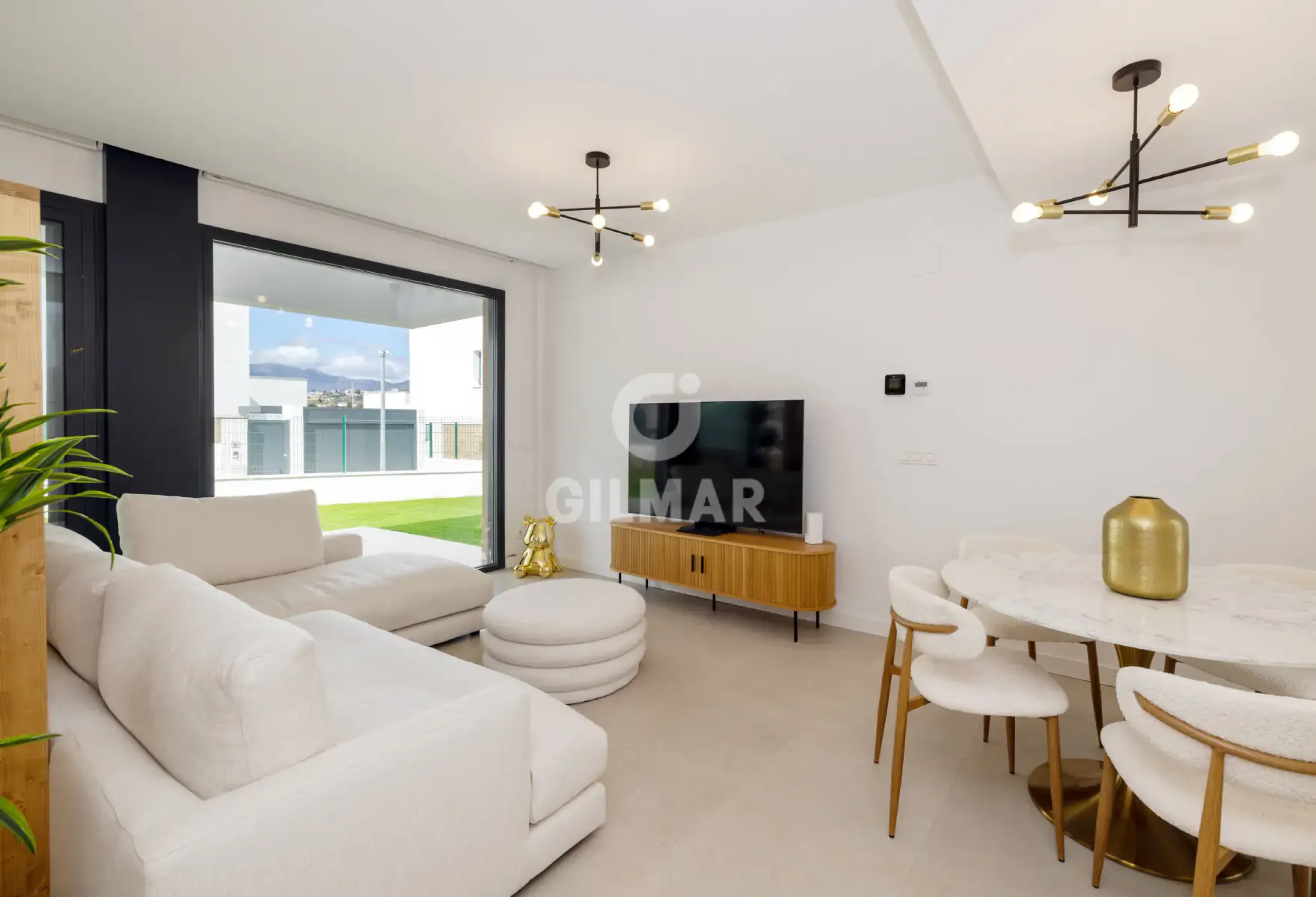 Semi-detached house in Estepona Este - Málaga