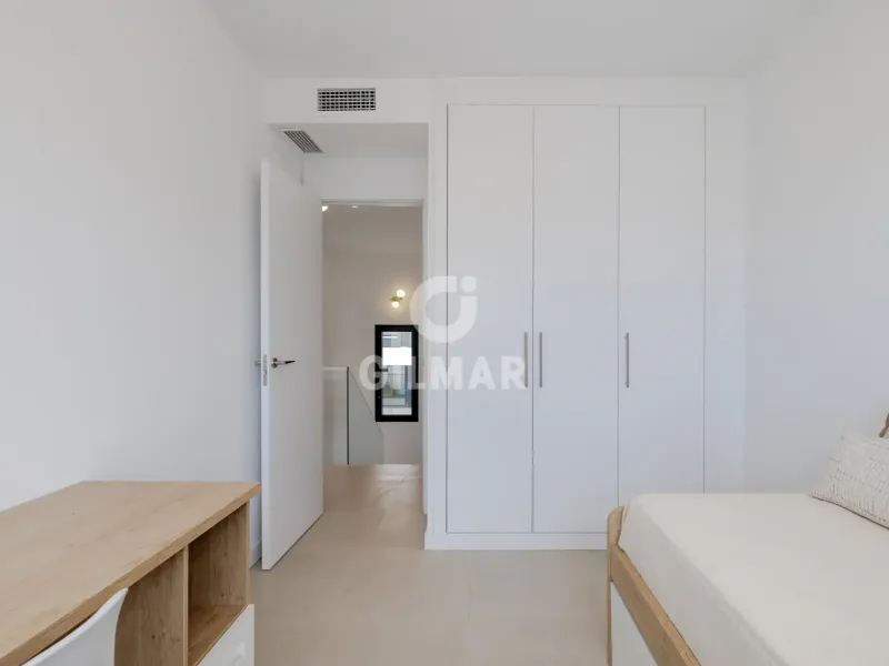 Semi-detached house in Estepona Este - Málaga
