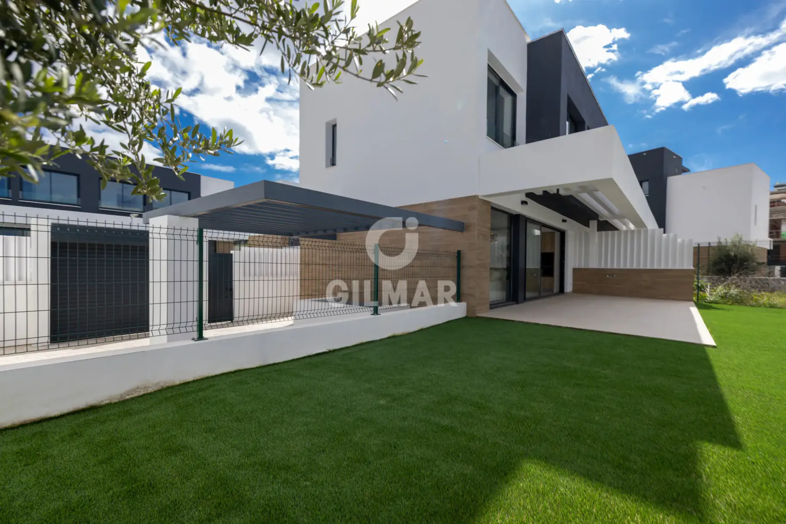 Semi-detached house in Estepona Este - Málaga