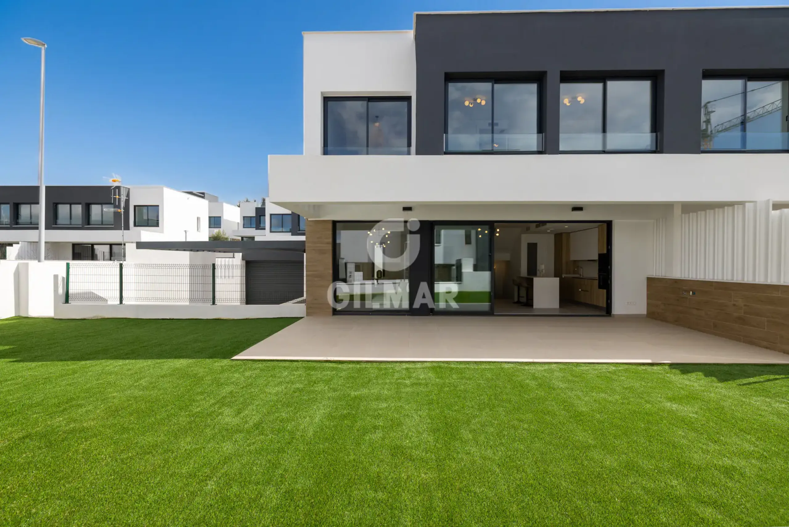 Semi-detached house in Estepona Este - Málaga