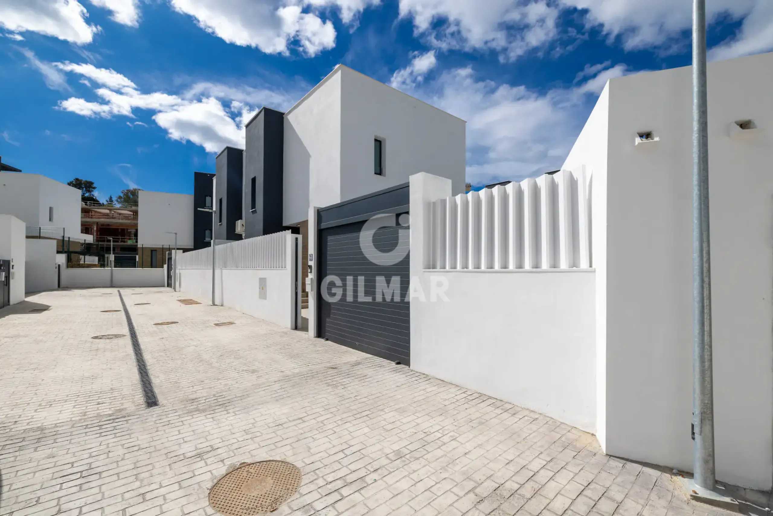 Semi-detached house in Estepona Este - Málaga
