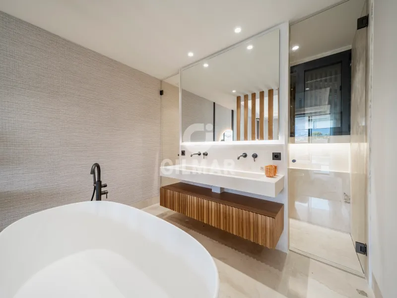 Apartment in Nueva Andalucía - Málaga