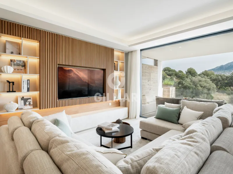 Apartment in Nueva Andalucía - Málaga