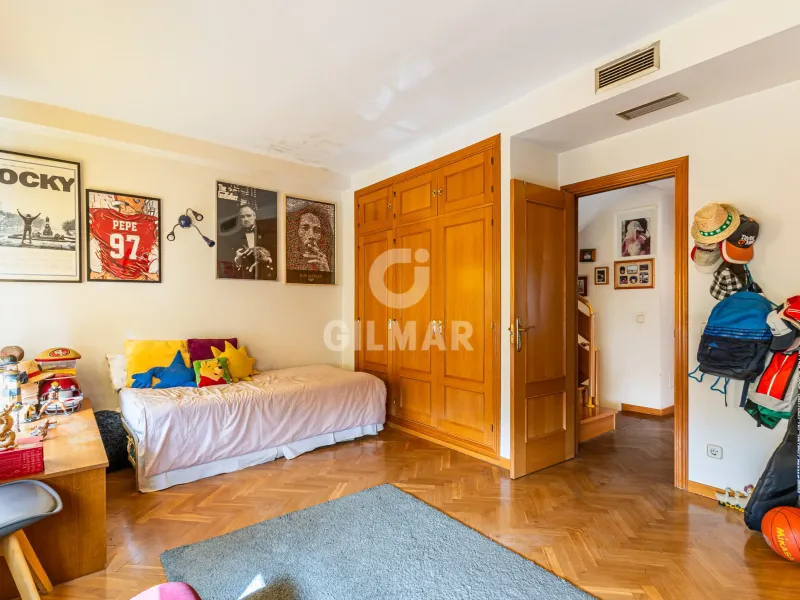 Chalet Pareado en Arroyo Fresno - Madrid