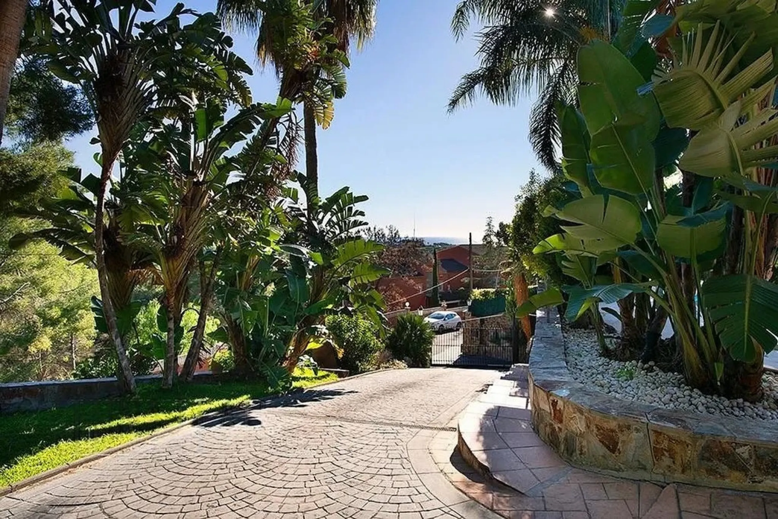 Contemporary Luxury Villa in Bellamar, Casteldefels, Barcelona