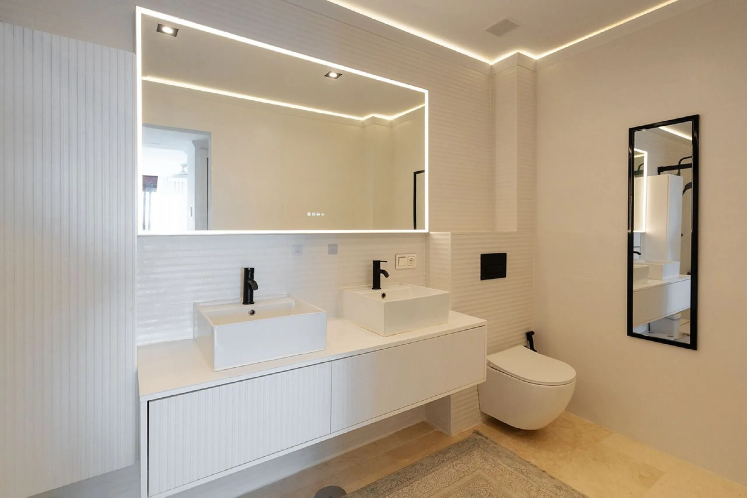 Appartment | Fully Renovated in 2025 | 3 Bedrooms • 3 Bathrooms • 150 m² Interior • 125 m² Exterior • Sunset Views