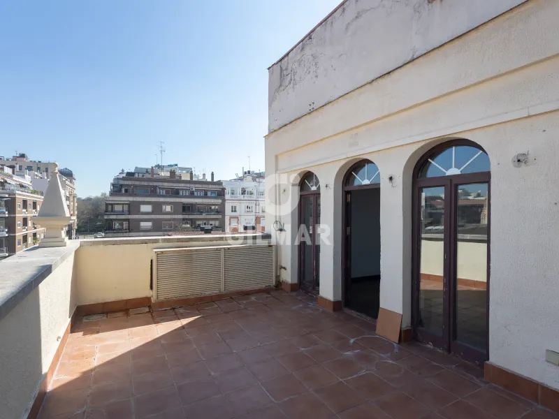 Penthouse in Jerónimos - Madrid