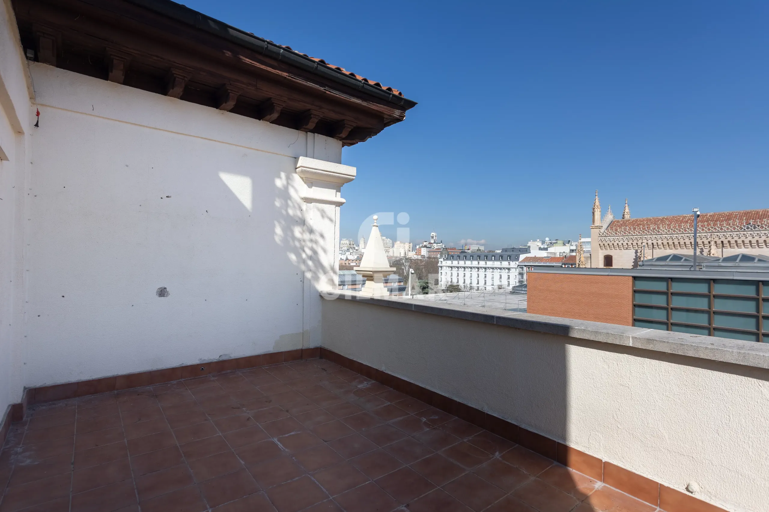 Penthouse in Jerónimos - Madrid