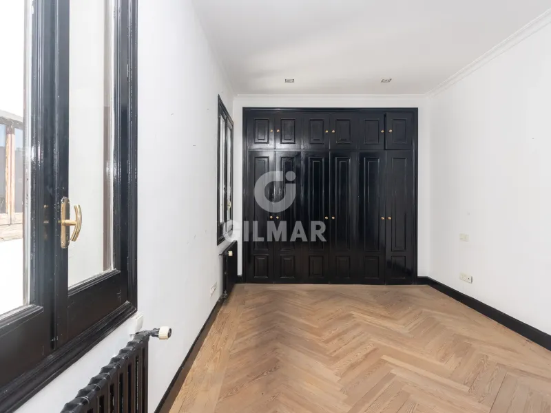 Penthouse in Jerónimos - Madrid