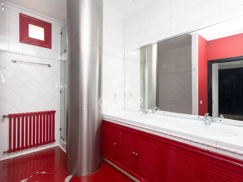 Penthouse in Jerónimos - Madrid