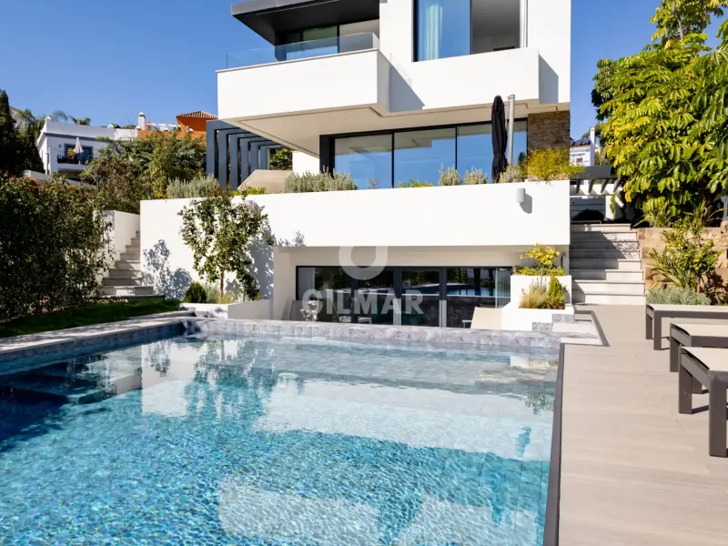 Villa in Estepona - Málaga