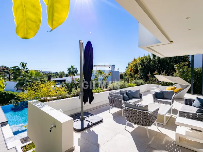 Villa in Estepona - Málaga