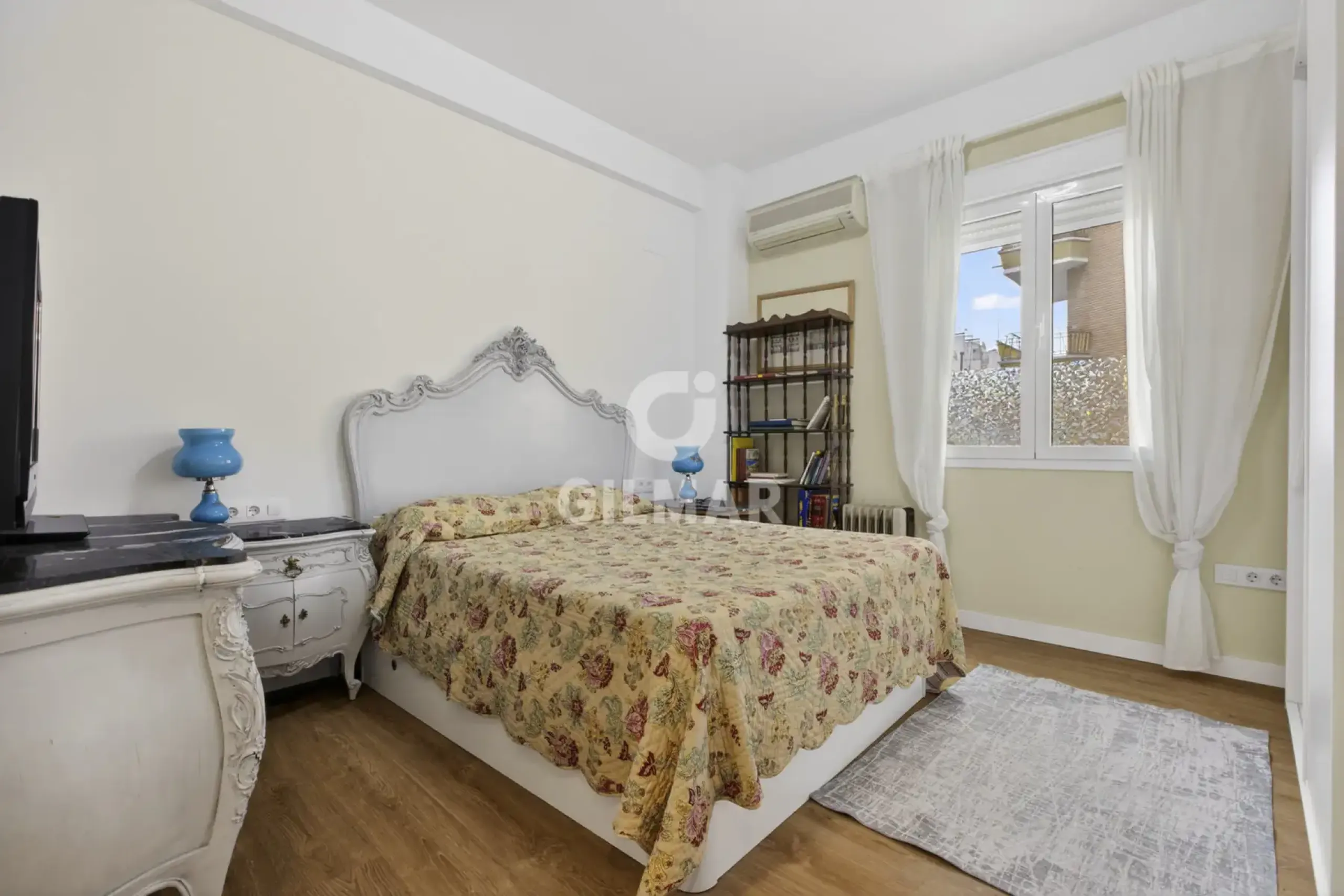 Apartment in Los Remedios - Sevilla