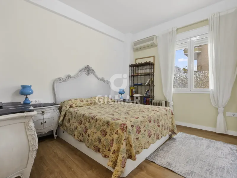 Apartment in Los Remedios - Sevilla