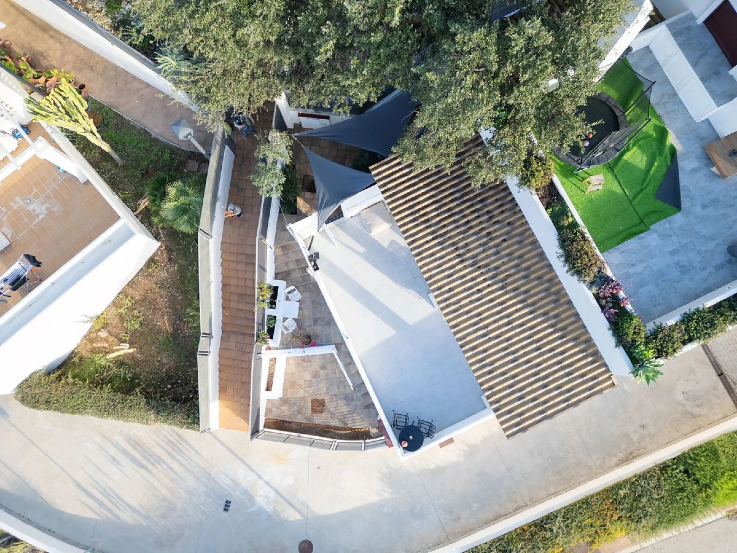 Appartment | Fully Renovated in 2025 | 3 Bedrooms • 3 Bathrooms • 150 m² Interior • 125 m² Exterior • Sunset Views