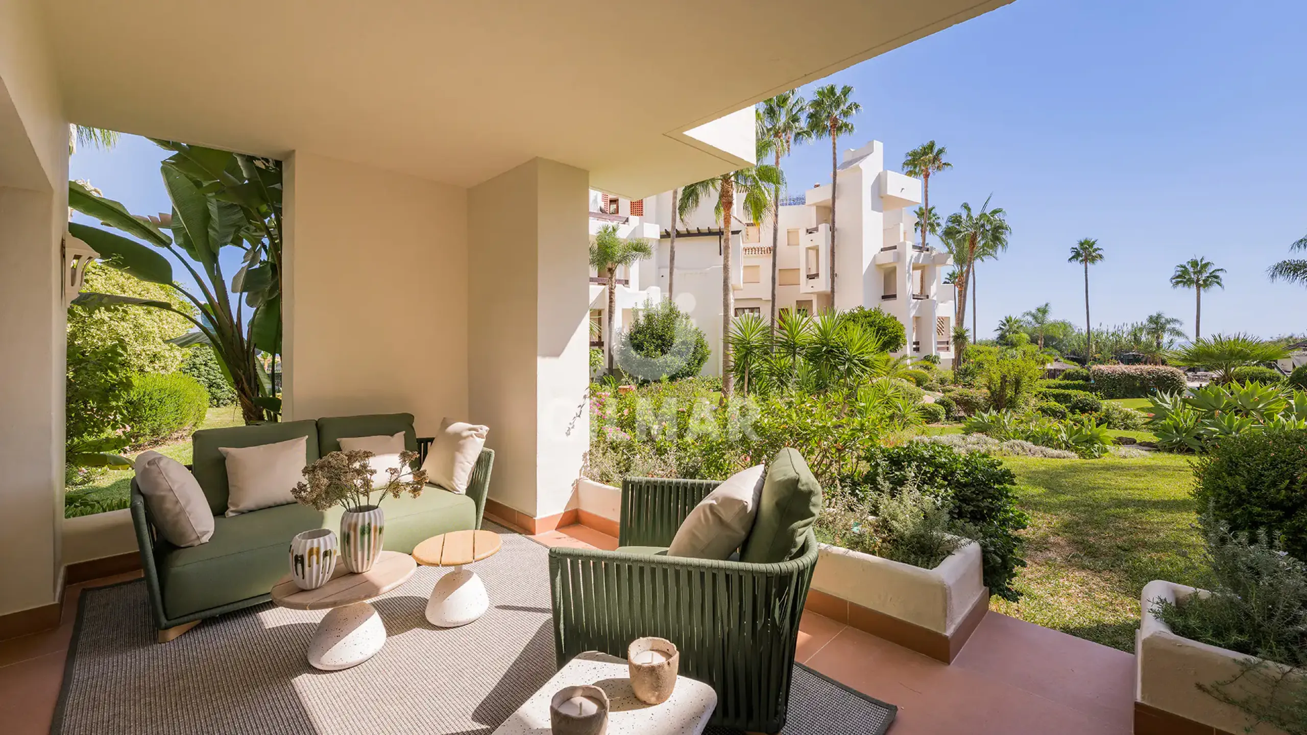 Apartment in Estepona Este - Málaga