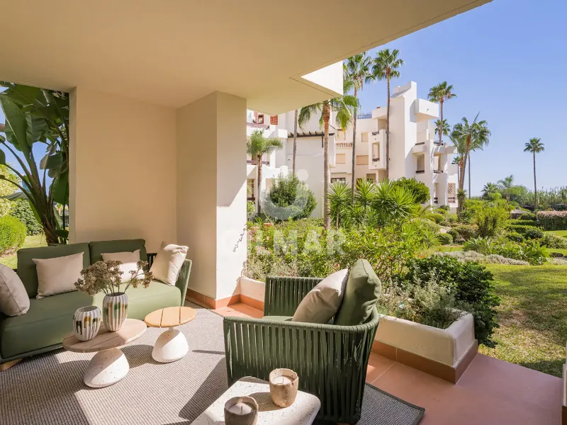 Apartment in Estepona Este - Málaga