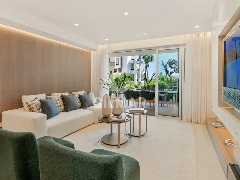 Apartment in Estepona Este - Málaga