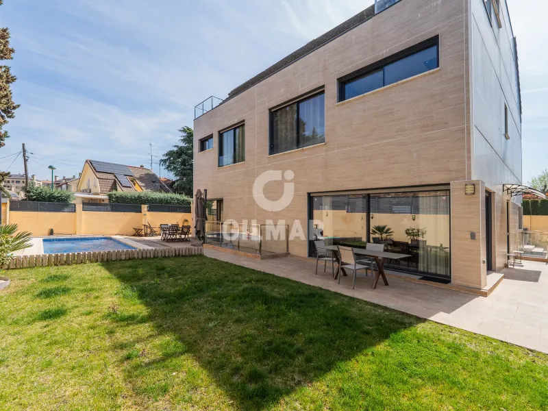 Semi-detached house in Pozuelo de Alarcón - Madrid