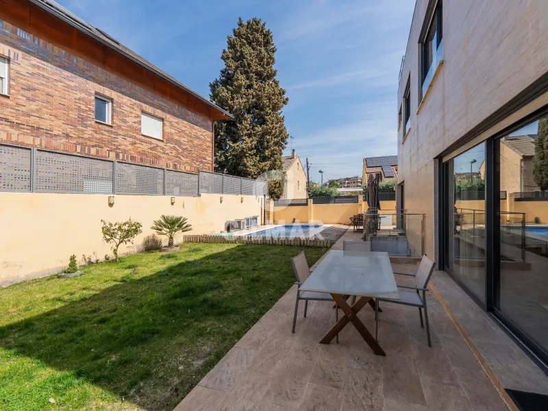 Semi-detached house in Pozuelo de Alarcón - Madrid