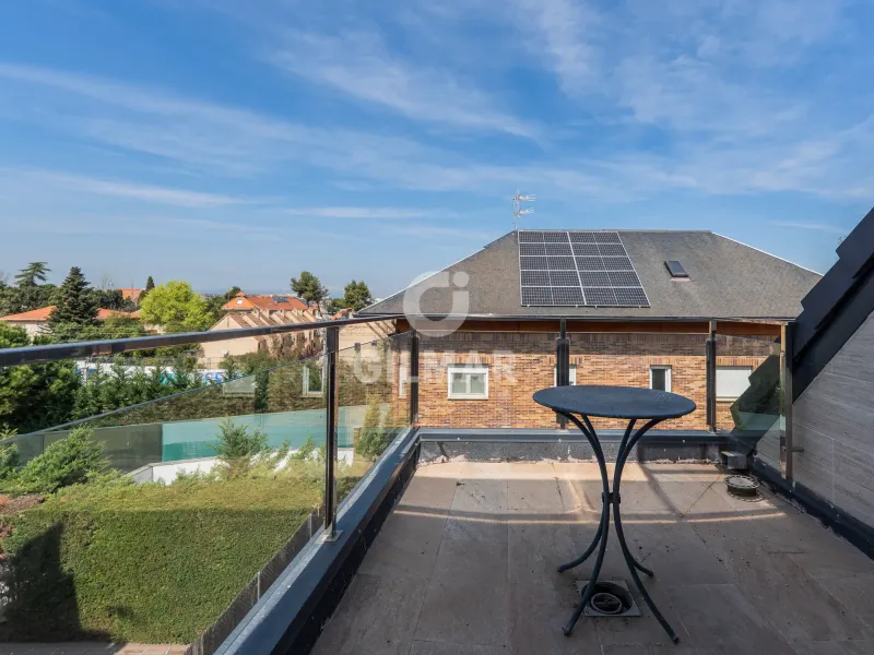 Semi-detached house in Pozuelo de Alarcón - Madrid