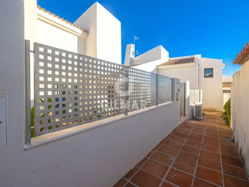 Townhouse in Estepona Oeste - Málaga