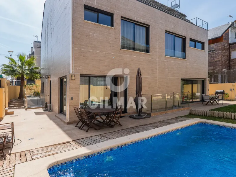 Chalet Pareado en Pozuelo de Alarcón - Madrid
