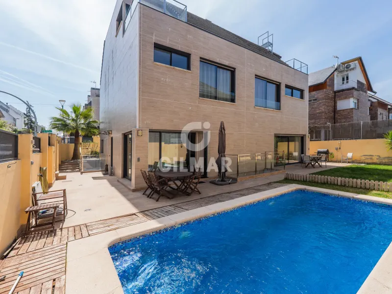 Chalet Pareado en Pozuelo de Alarcón - Madrid