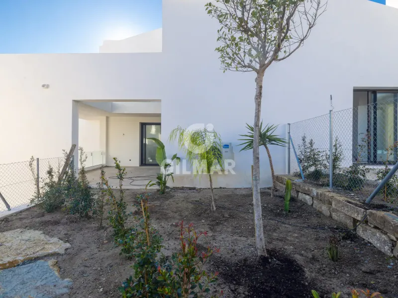 Townhouse in Estepona Oeste - Málaga