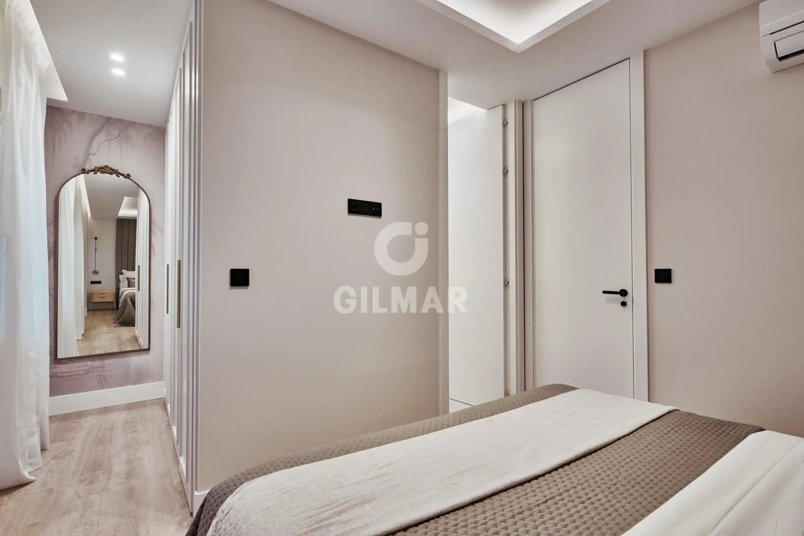 Piso en Ibiza - Madrid