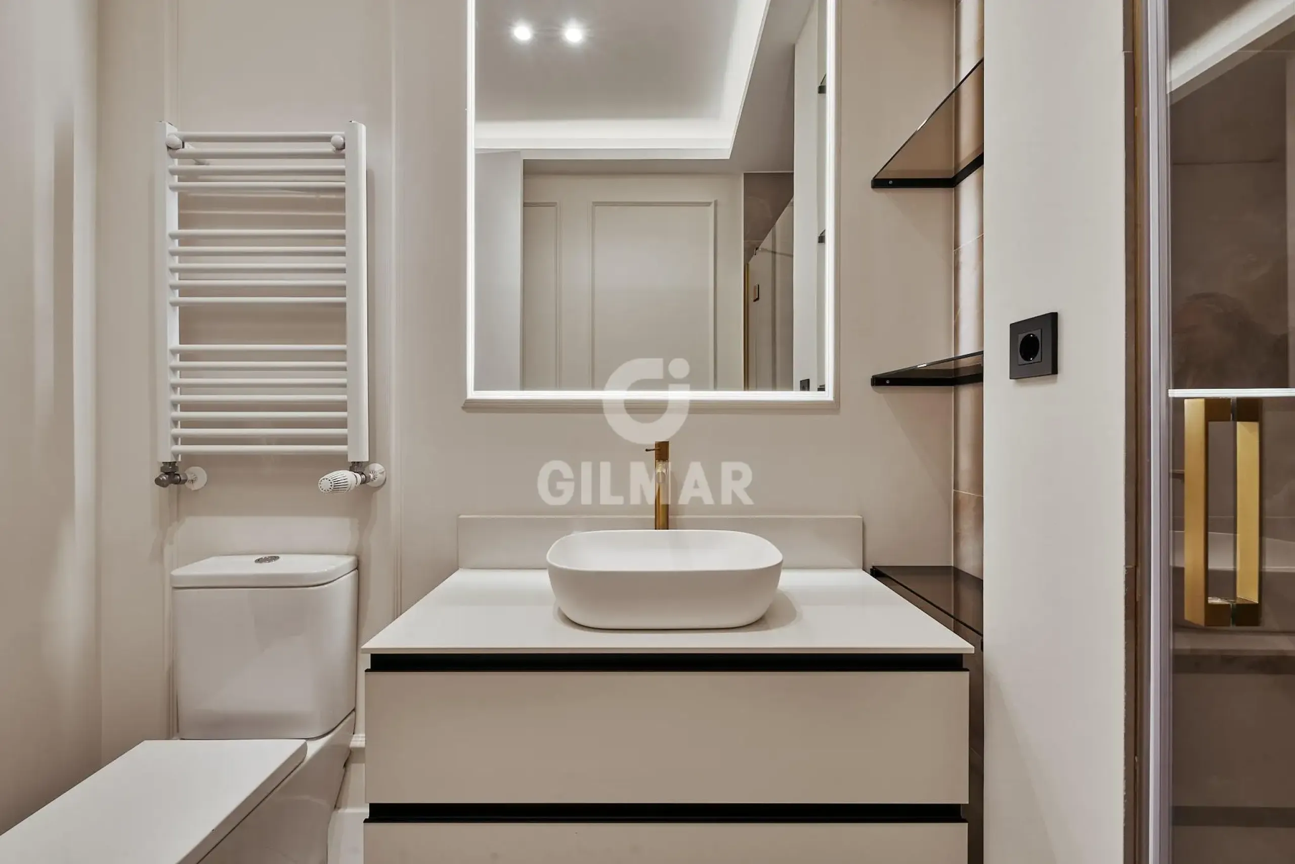 Piso en Ibiza - Madrid