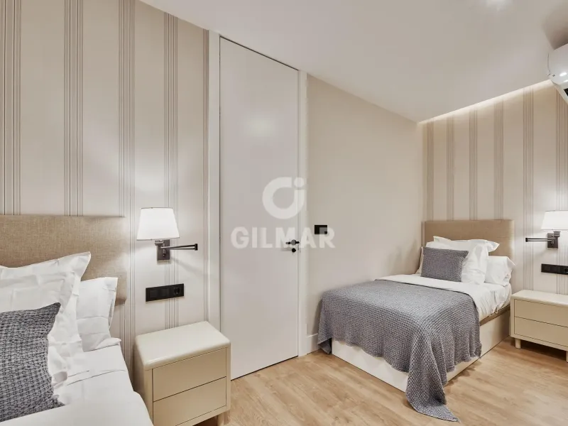 Piso en Ibiza - Madrid