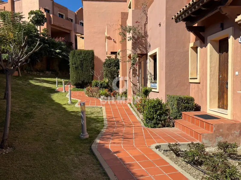 Townhouse in Estepona Oeste - Málaga