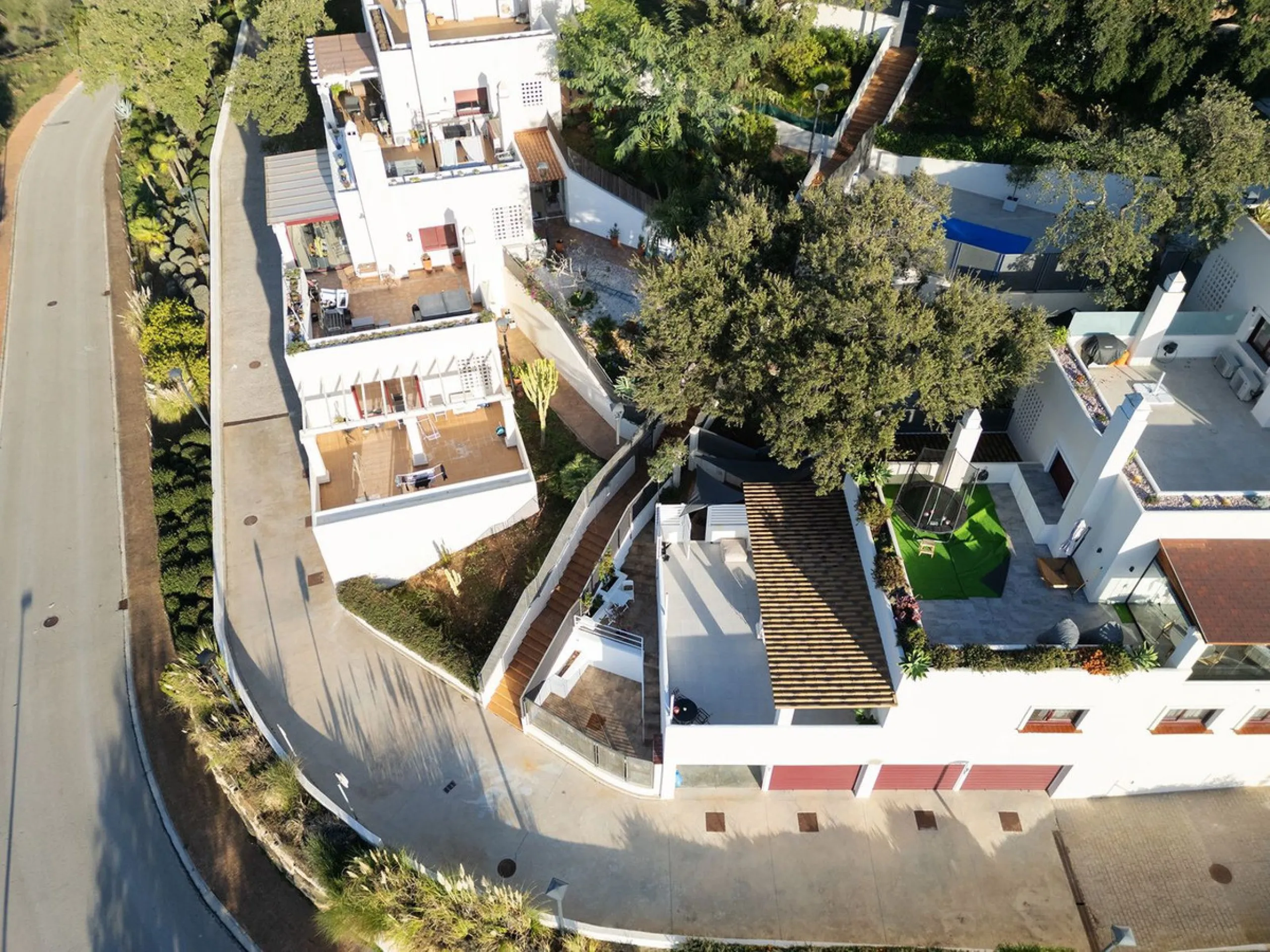 Appartment | Fully Renovated in 2025 | 3 Bedrooms • 3 Bathrooms • 150 m² Interior • 125 m² Exterior • Sunset Views