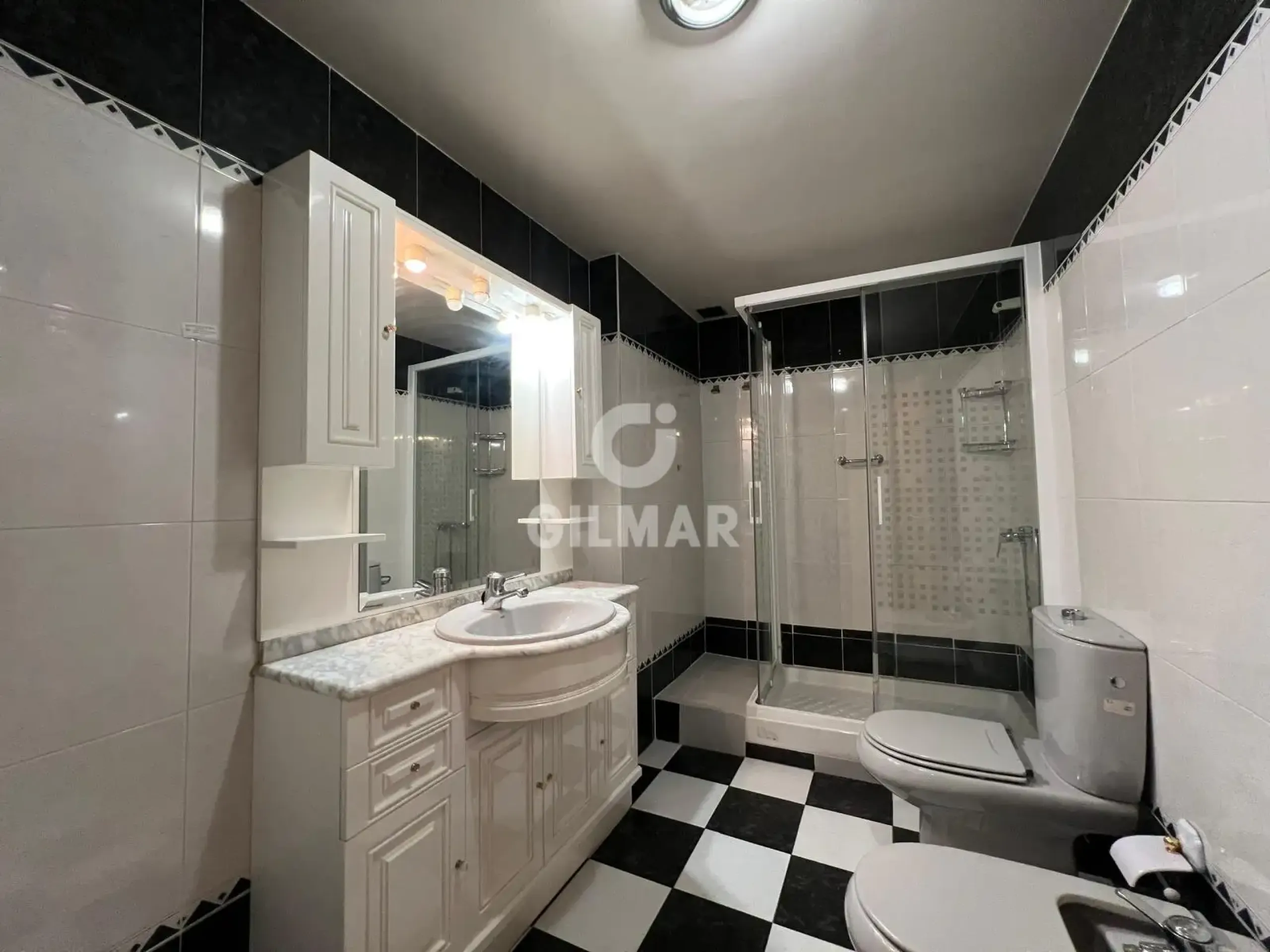 Chalet Adosado en Fuencarral (Valverde) - Madrid