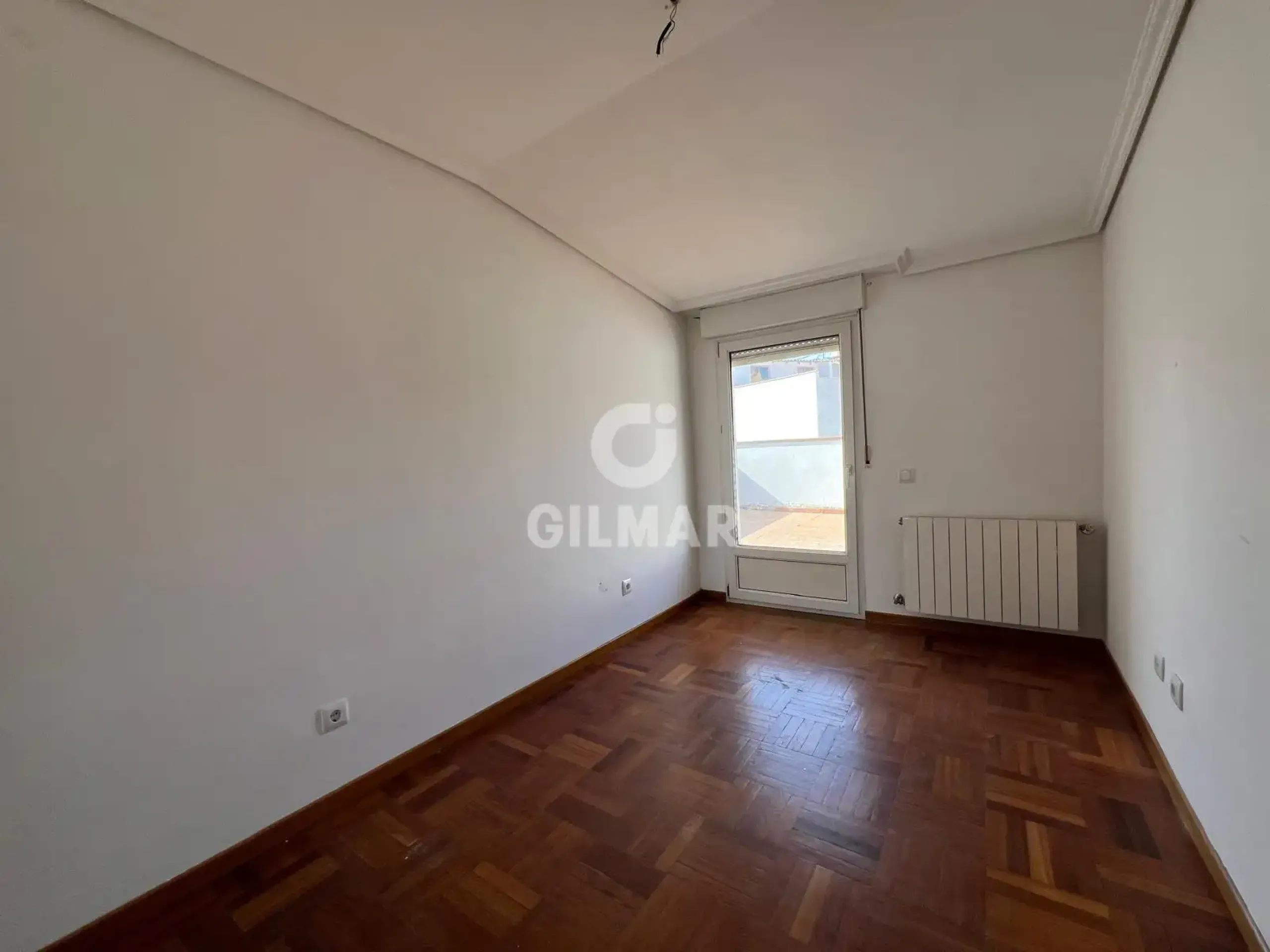 Chalet Adosado en Fuencarral (Valverde) - Madrid