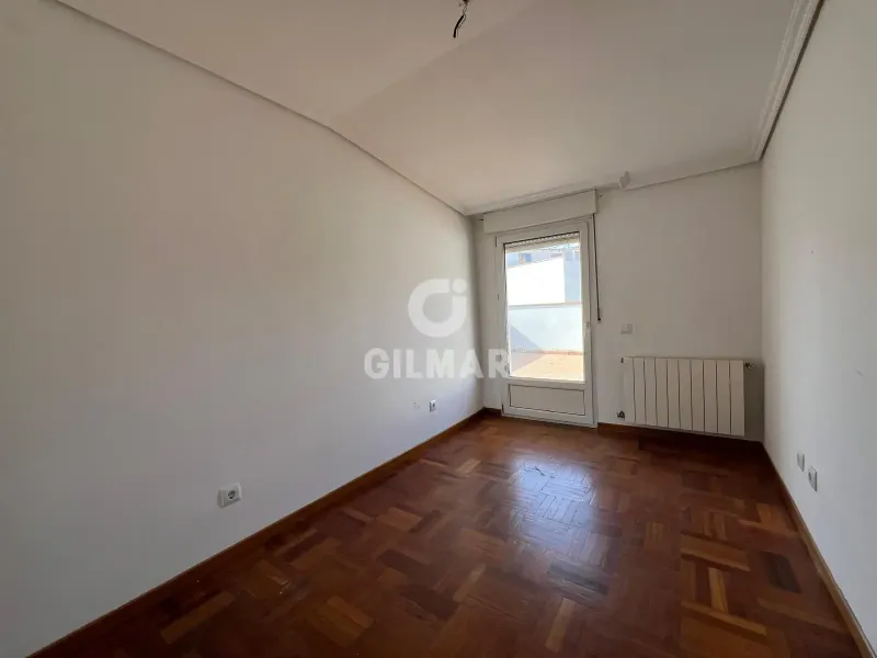 Chalet Adosado en Fuencarral (Valverde) - Madrid